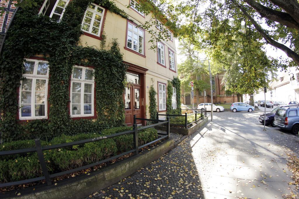 Ferienwohnung An Der Schelfkirche Schwerin  Bagian luar foto
